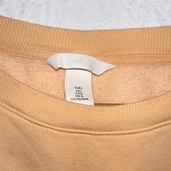 Women's Orange Sweatshirt HM - Picture 2 of 5